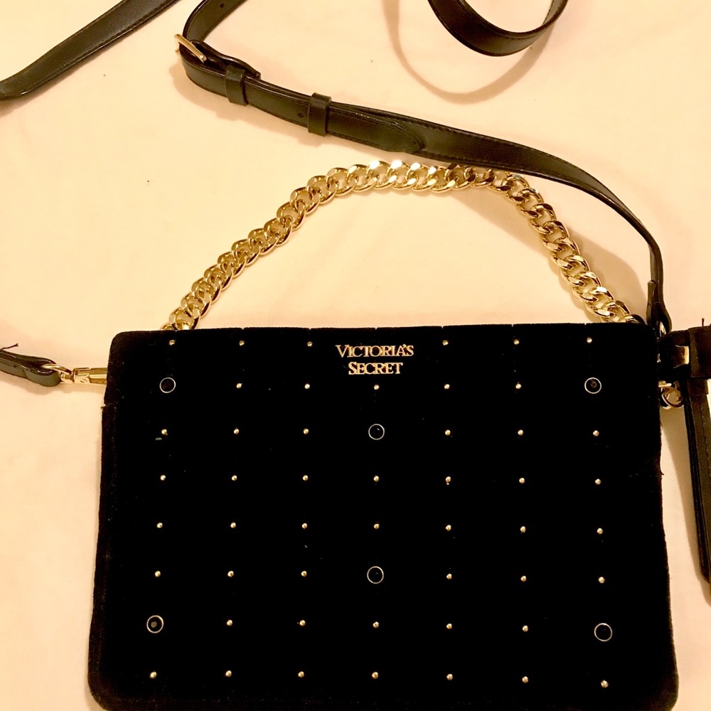 Never been used VICTORIAS SECRET purse!